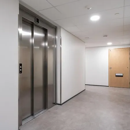 Modern Near Tripla Mall With Gym Access דירה *