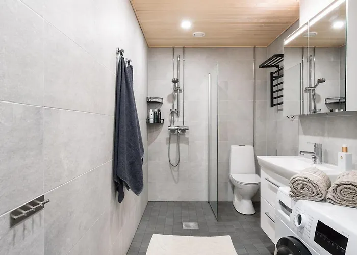 Modern Near Tripla Mall With Gym Access *