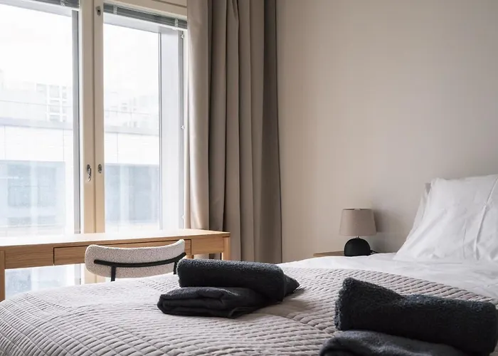 Modern Near Tripla Mall With Gym Access *